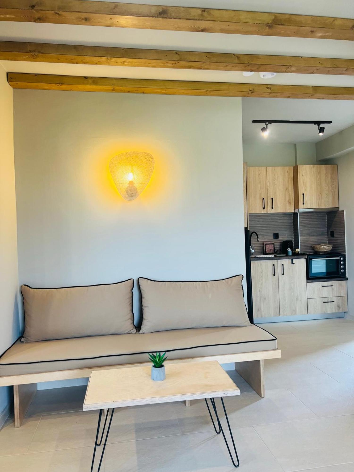 Athilia Aparthotel Nikiana Buitenkant foto
