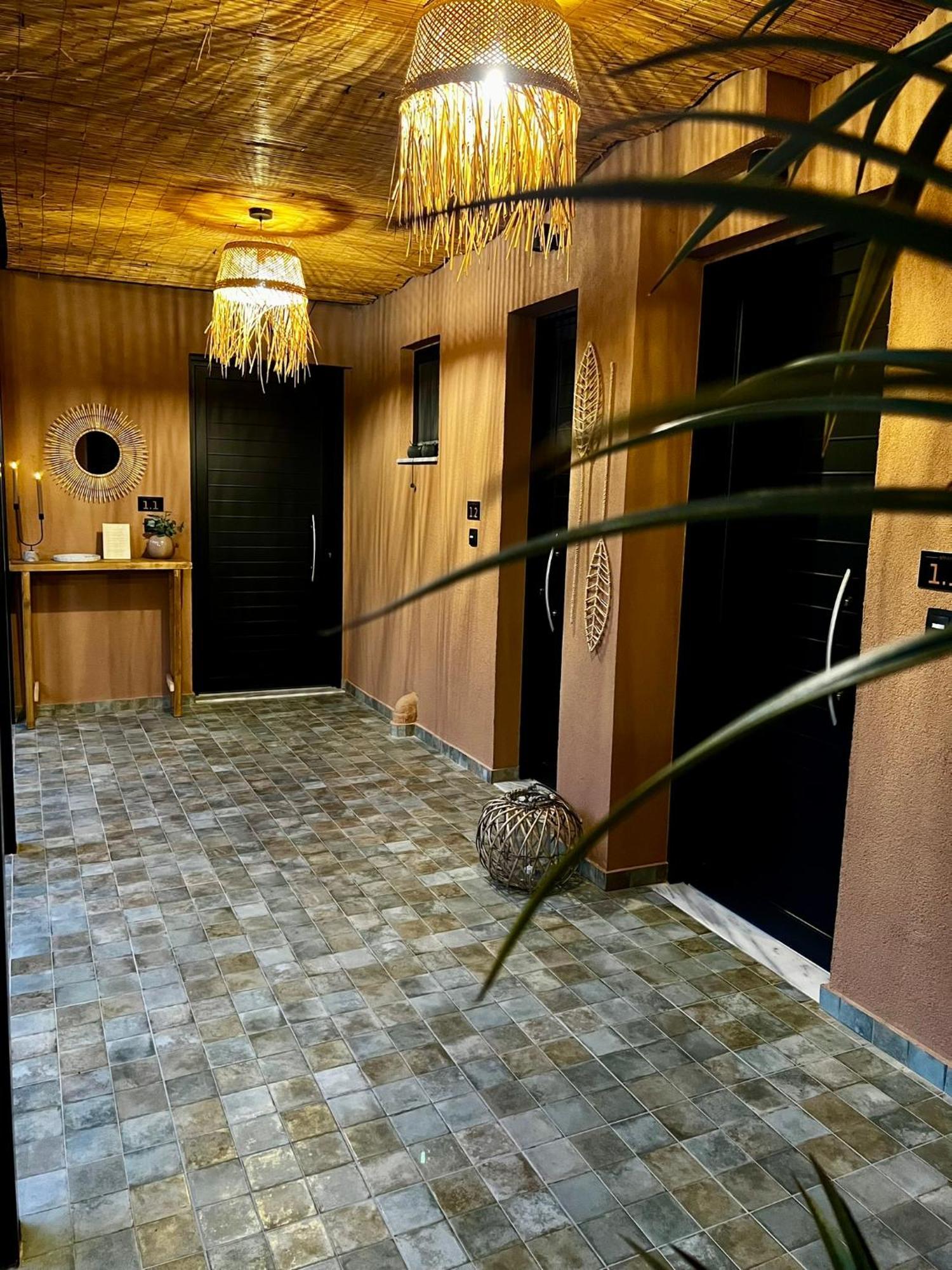 Athilia Aparthotel Nikiana Buitenkant foto